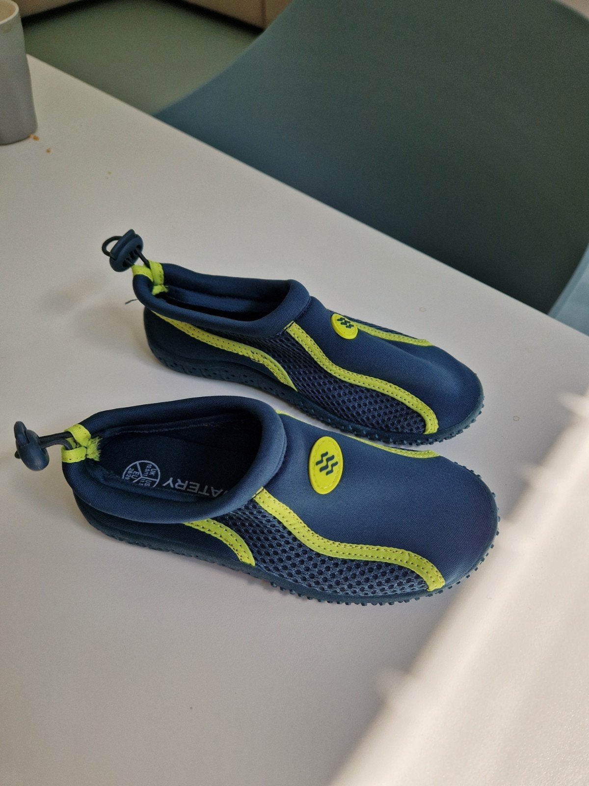 Waterschoenen maat 28/29, Ophalen of Verzenden, Zo goed als nieuw, Kind, Zeil- of Surfschoenen