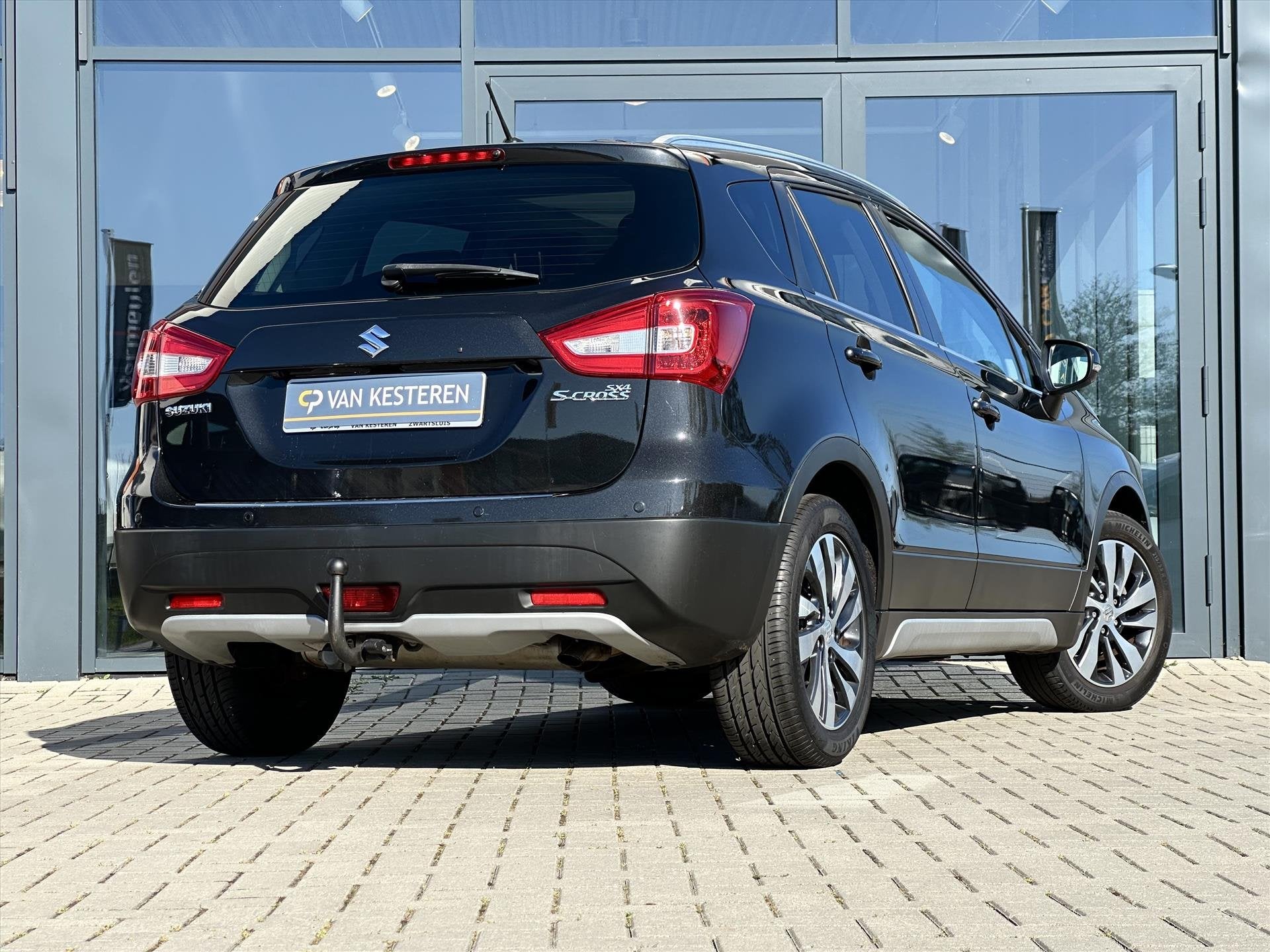 Suzuki S-Cross
