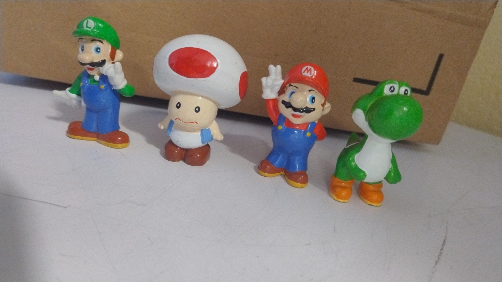 Super Mario Bros. Figuren Set: Mario, Luigi, Toad, Yoshi, Verzenden, Gebruikt