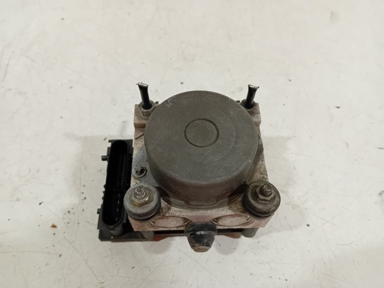 Abs pomp Opel Corsa, Onderdelen@venauto.nl, Van der Ven Autorecycling B.V., Gebruikt, Ettenseweg 76, 4706 PB Roosendaal, The Netherlands