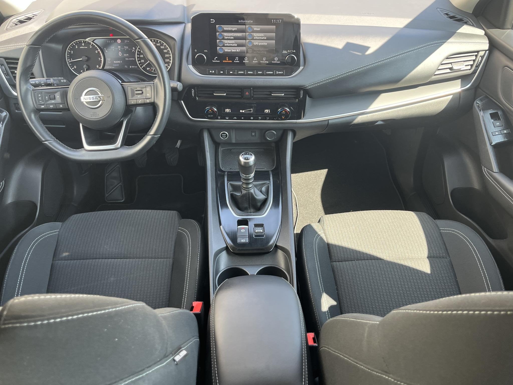 Nissan Qashqai 1.3 MHEV Acenta / Trekhaak (1.400KG) / Apple, Voorwielaandrijving, 1304 kg, Stof, Gebruikt