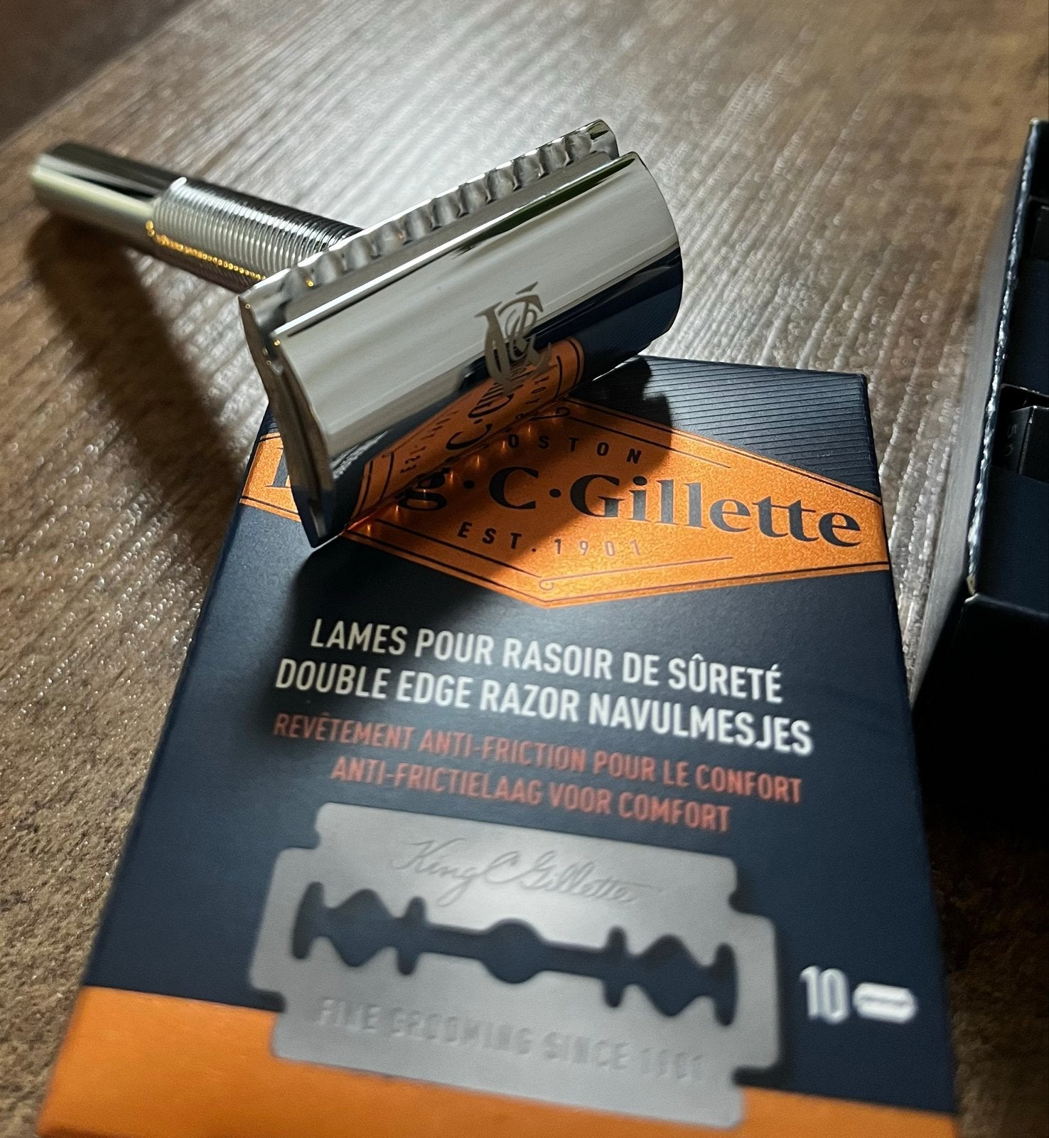 GOED DOEL King C. Gillette Double Edge Scheermes + Navul, Ophalen of Verzenden, Zo goed als nieuw, Overige typen