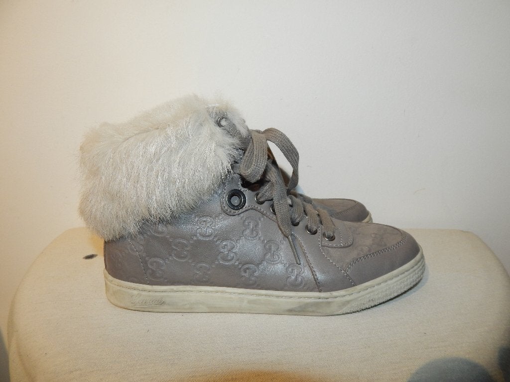 Gucci enkel hoge sneakers monogram print bont voering 36, Kleding | Dames, Schoenen, Verzenden, Grijs, Gedragen, Gucci