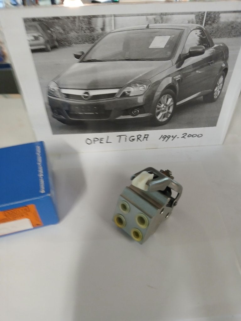 Ate Remkracht regelaar Opel Tigra   +  Corsa B, Ophalen of Verzenden, Nieuw, Opel
