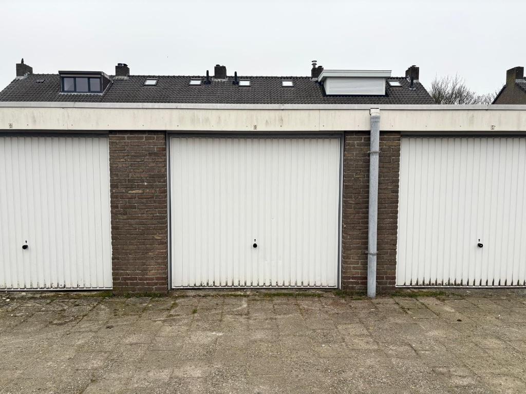 Garagebox Stadskanaal, Auto diversen
