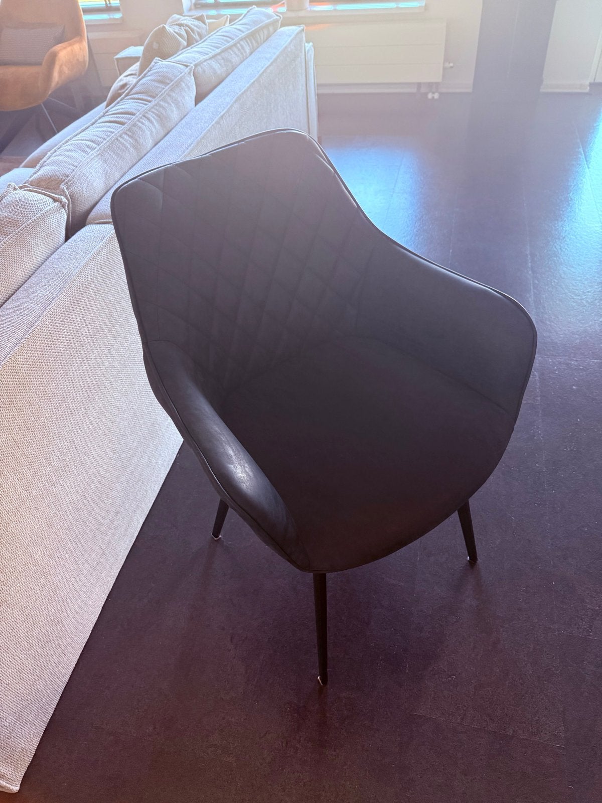 Eetkamerstoelen Kave Home Amira antraciet, Huis en Inrichting, Ophalen, Gebruikt, Zwart, Metaal