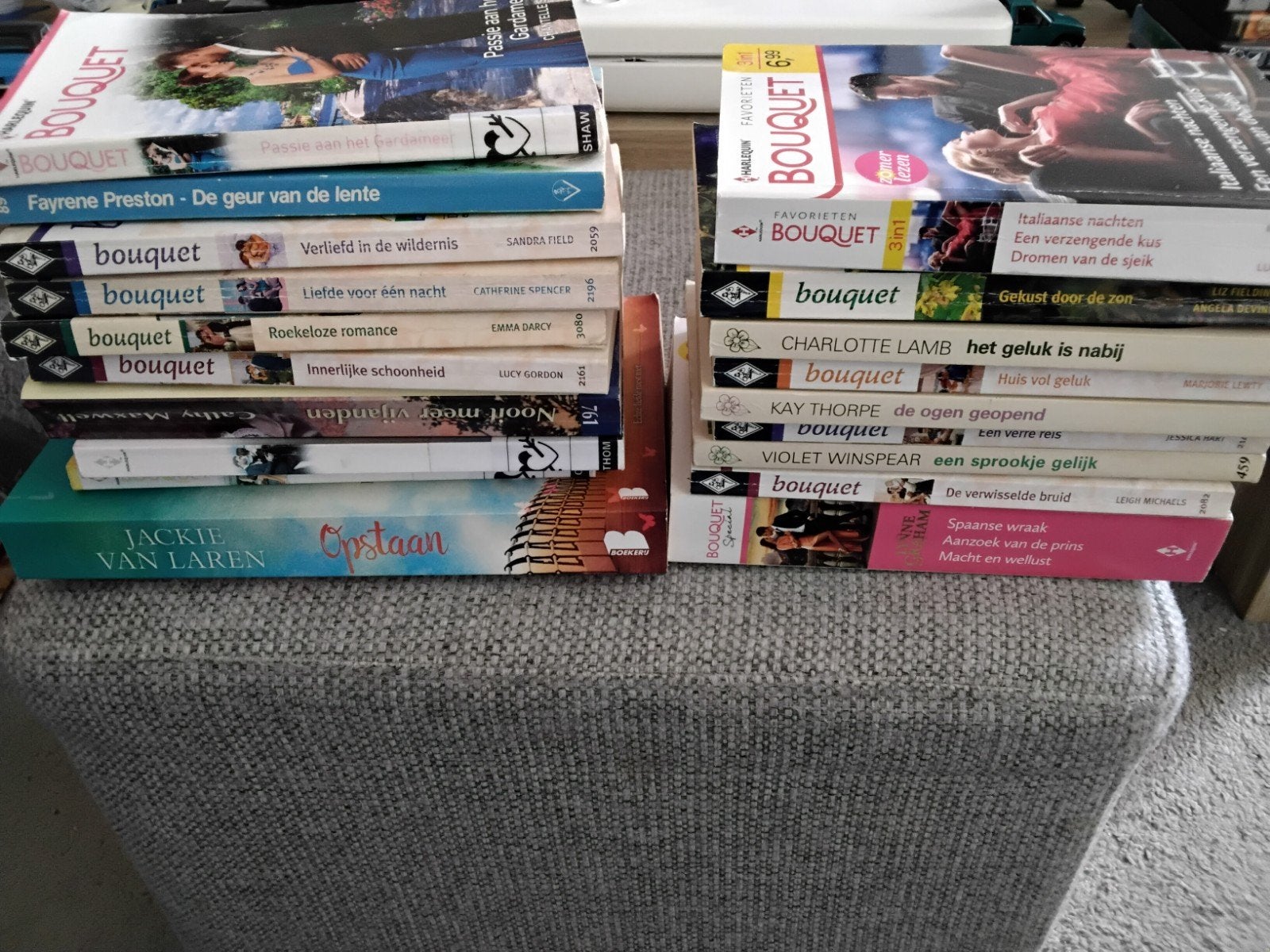 lot boekjes de meeste bouquet reeks, Ophalen of Verzenden, Gelezen
