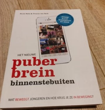 Het nieuwe puberbrein binnenstebuiten Huub Nelis, Boeken, Ophalen of Verzenden, Zo goed als nieuw