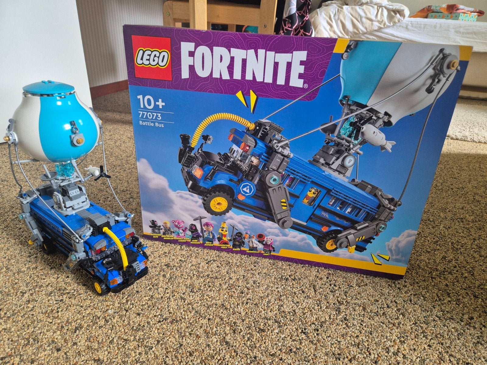 LEGO Fortnite Battle Bus 77073 - Complete set met doos, Overige thema's, Lego, Ophalen of Verzenden, Zo goed als nieuw