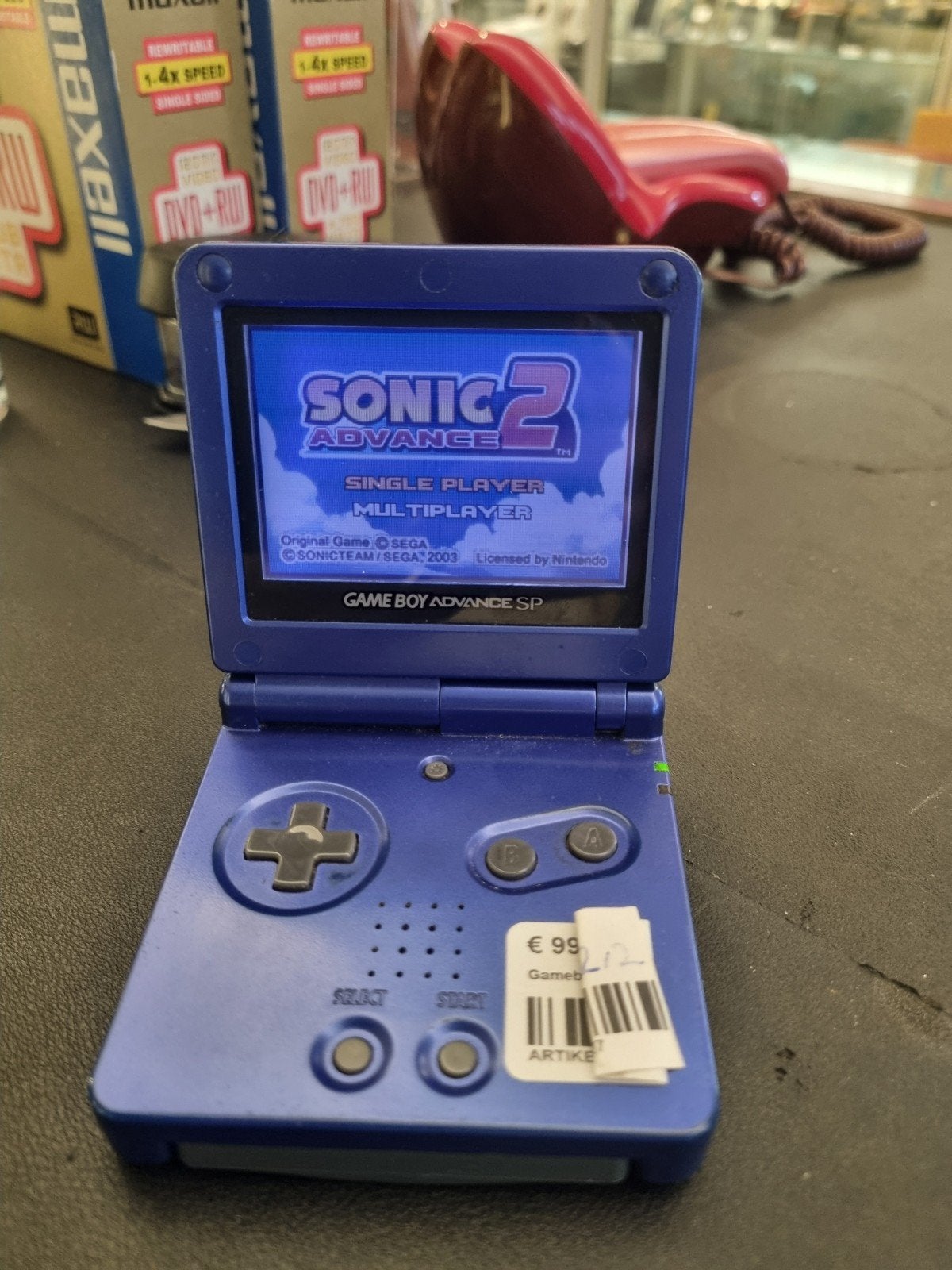 Game Boy Advance SP en oplader, Spelcomputers en Games, Ophalen of Verzenden, Gebruikt, Game Boy Advance SP, Met games