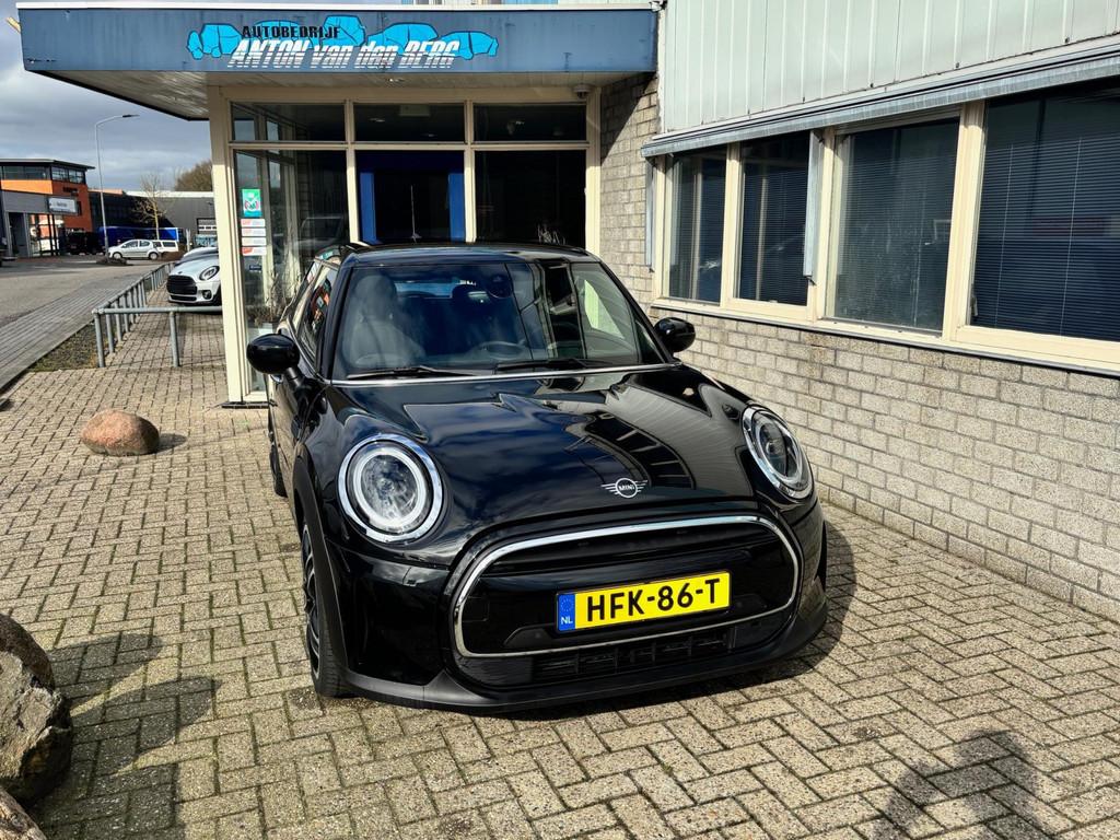 Mini Mini 1.5 Cooper Classic, Gebruikt, Euro 6, LED verlichting, Zwart