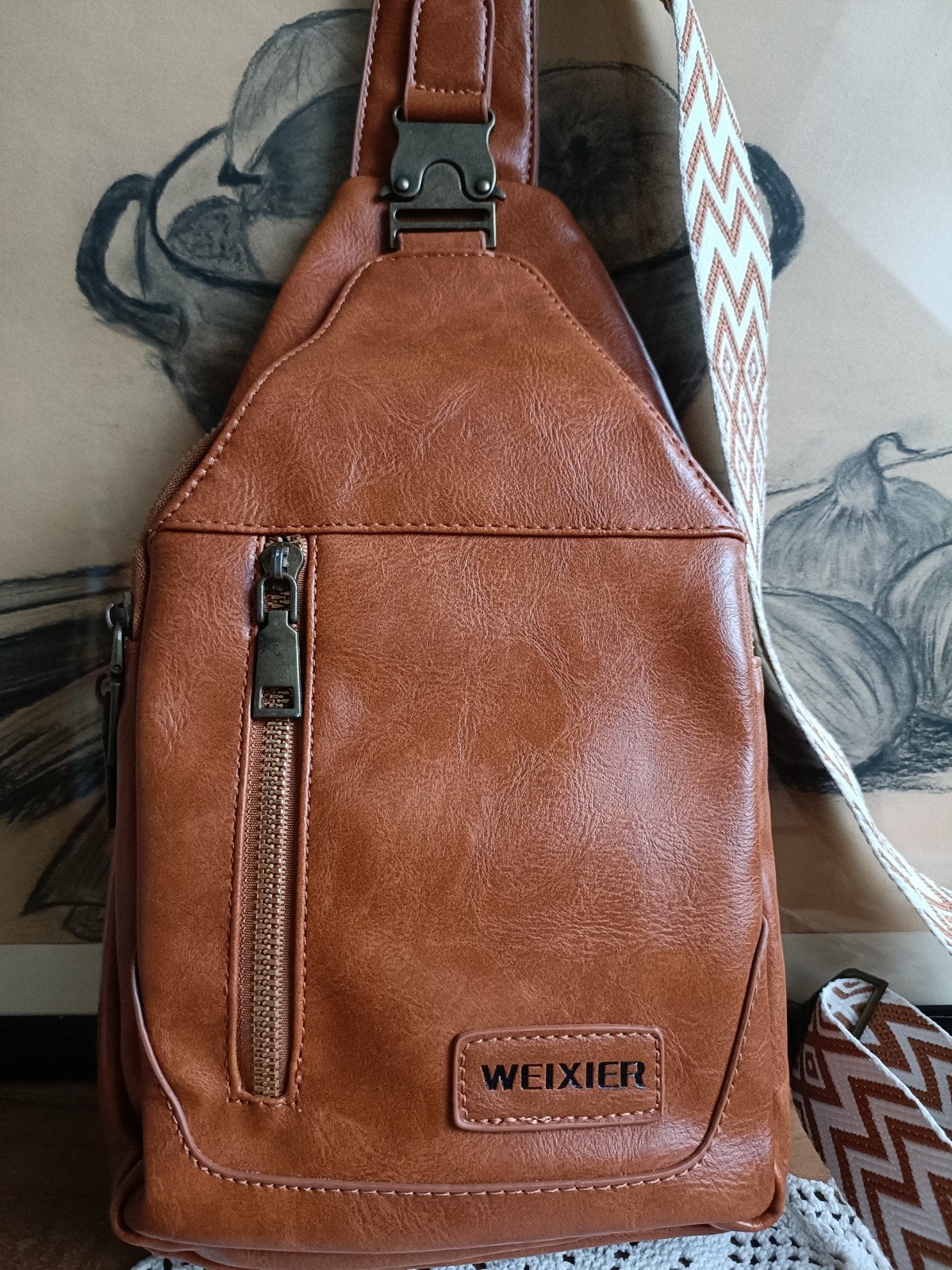 Foto 2 van Bruine sling bag met verstelbare band Weixier