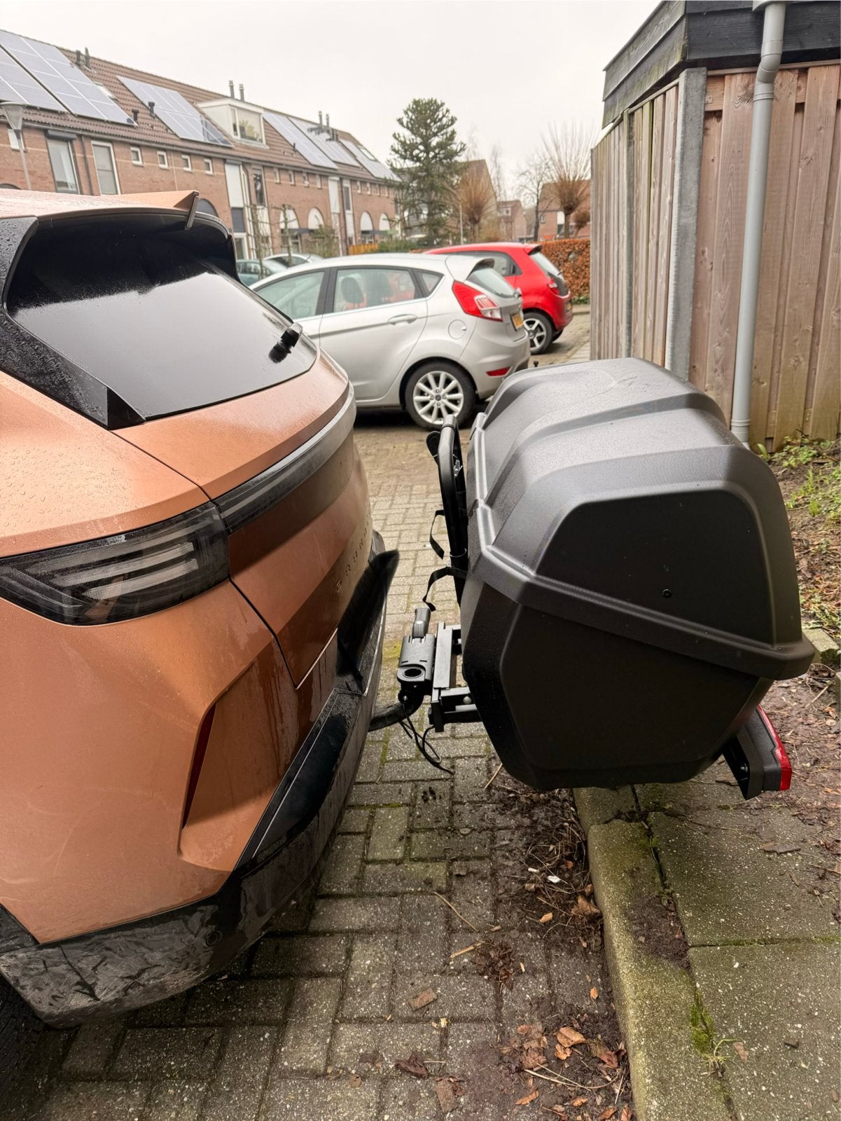 GP Calypso trekhaakkoffer 340L te huur, Ophalen, Zo goed als nieuw