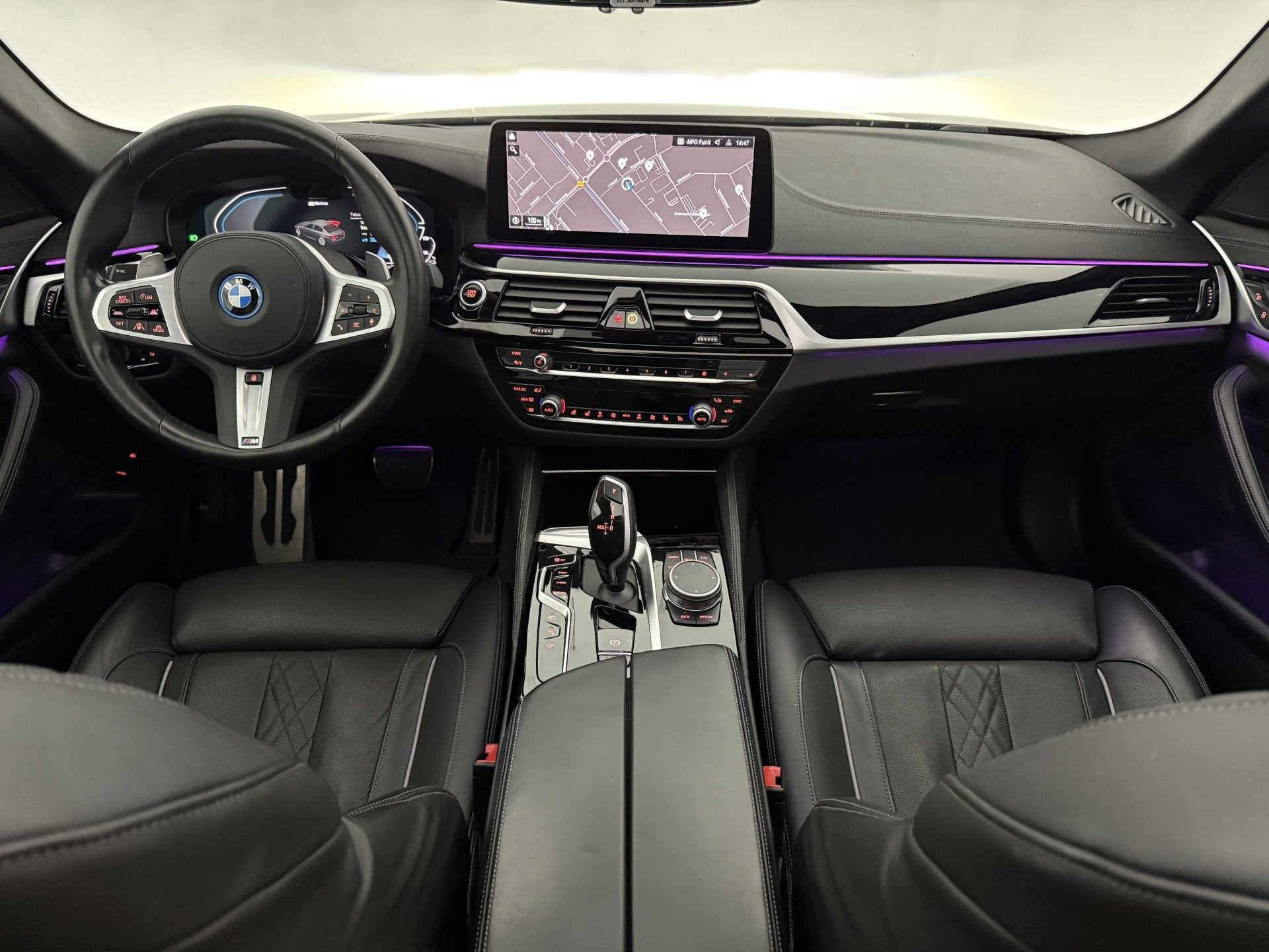 BMW 5 Serie 520e Business Edition Plus M-Sport | Pano | Virt, Automaat, 1998 cc, Achterwielaandrijving, Gebruikt