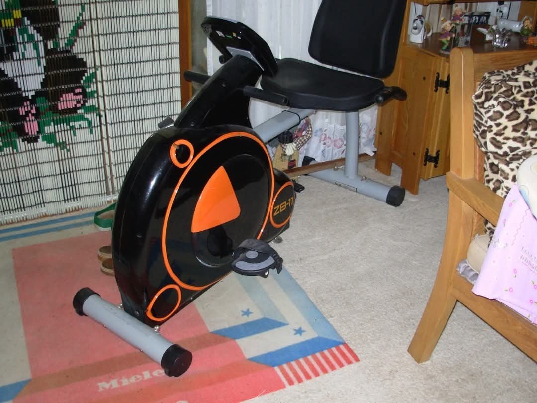 Een spinner zwart oranje, Fietsen en Brommers, Ophalen of Verzenden, Benzine