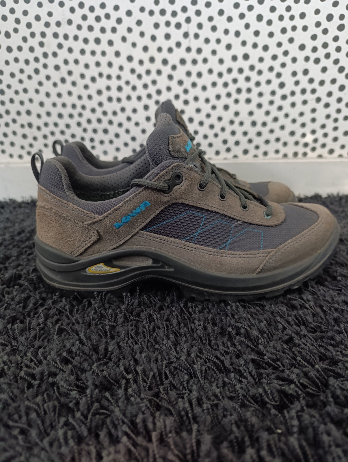 Lowa Gore-Tex wandelschoenen - Maat 39, Ophalen of Verzenden, Gebruikt, Schoenen