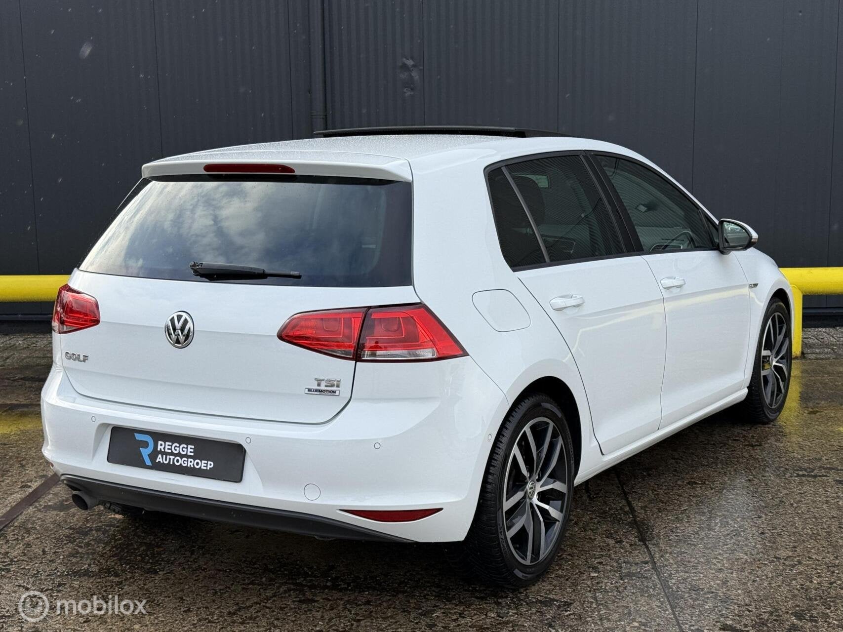 Volkswagen Golf 1.2 TSI CUP Edition PANORAMADAK, Voorwielaandrijving, Euro 5, Automatische klimaatregeling, Gebruikt