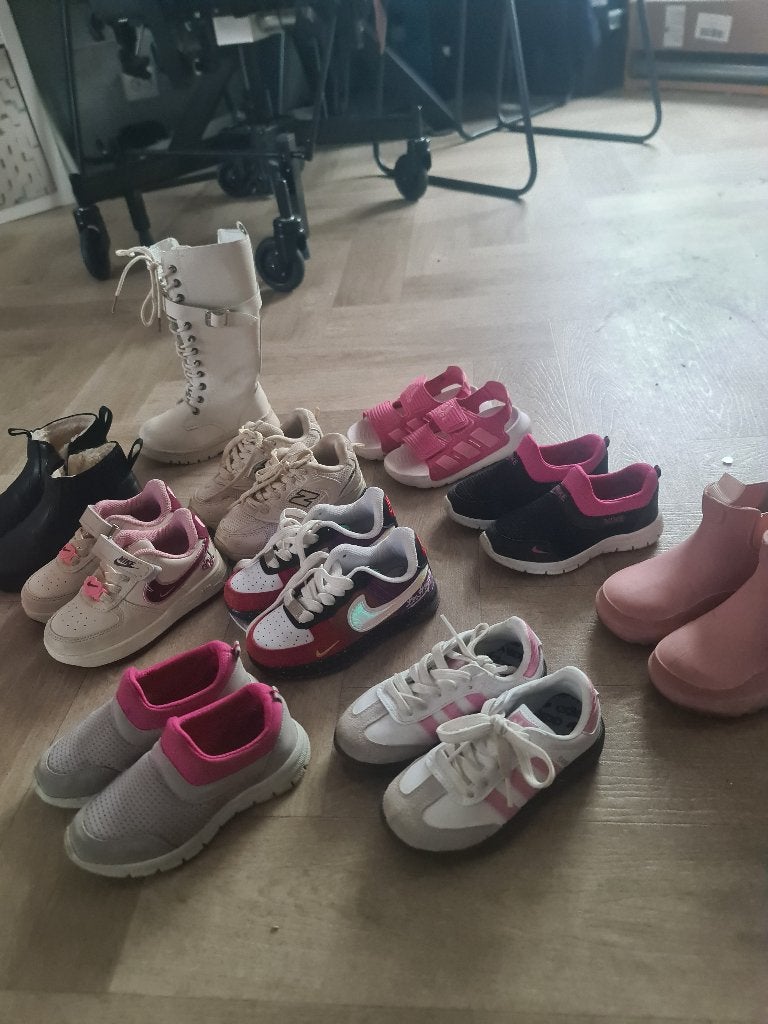 Partij kinderschoenen maat 26/27 - diverse modellen, Ophalen, Gebruikt