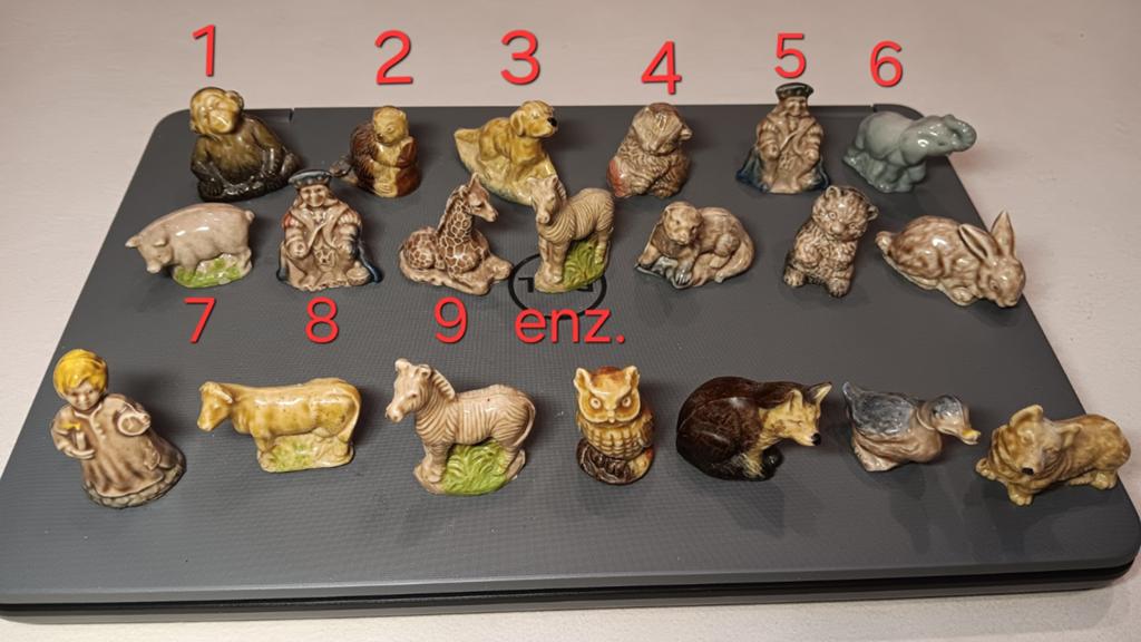 Verzameling van 20 Wade Whimsies beeldjes., Ophalen, Zo goed als nieuw, Hond of Kat, Beeldje of Figuurtje