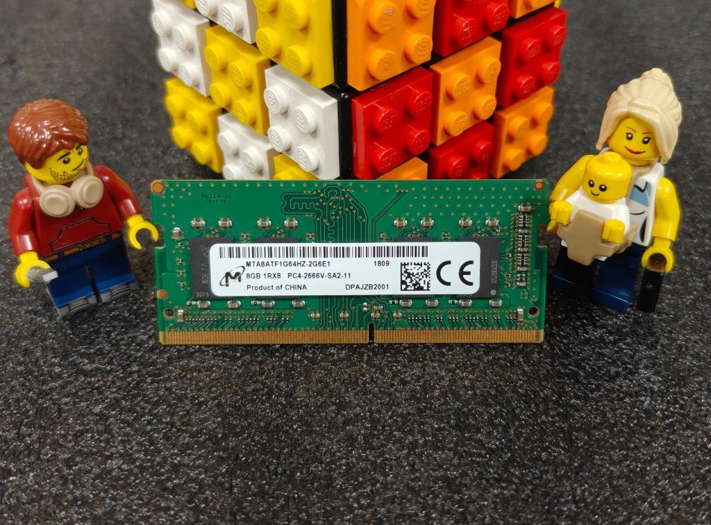 Micron MTA8ATF1G64HZ-2G6E1 8GB DDR4 2666 SODIMM Geheugen, DDR4, 8 GB, Ophalen of Verzenden, Zo goed als nieuw