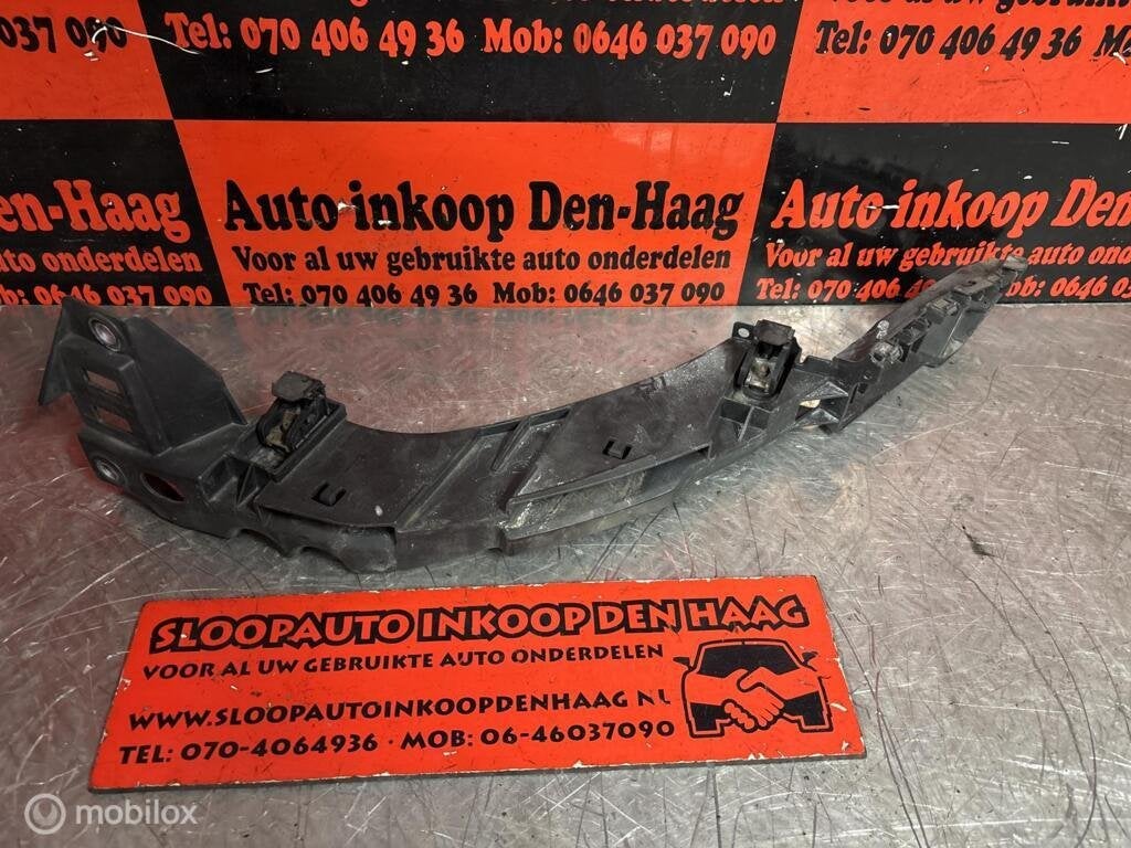 Volkswagen Polo 6R ('09-'14) Koplamp Frame Links 6R0805071, Gebruikt, Volkswagen, Ophalen of Verzenden