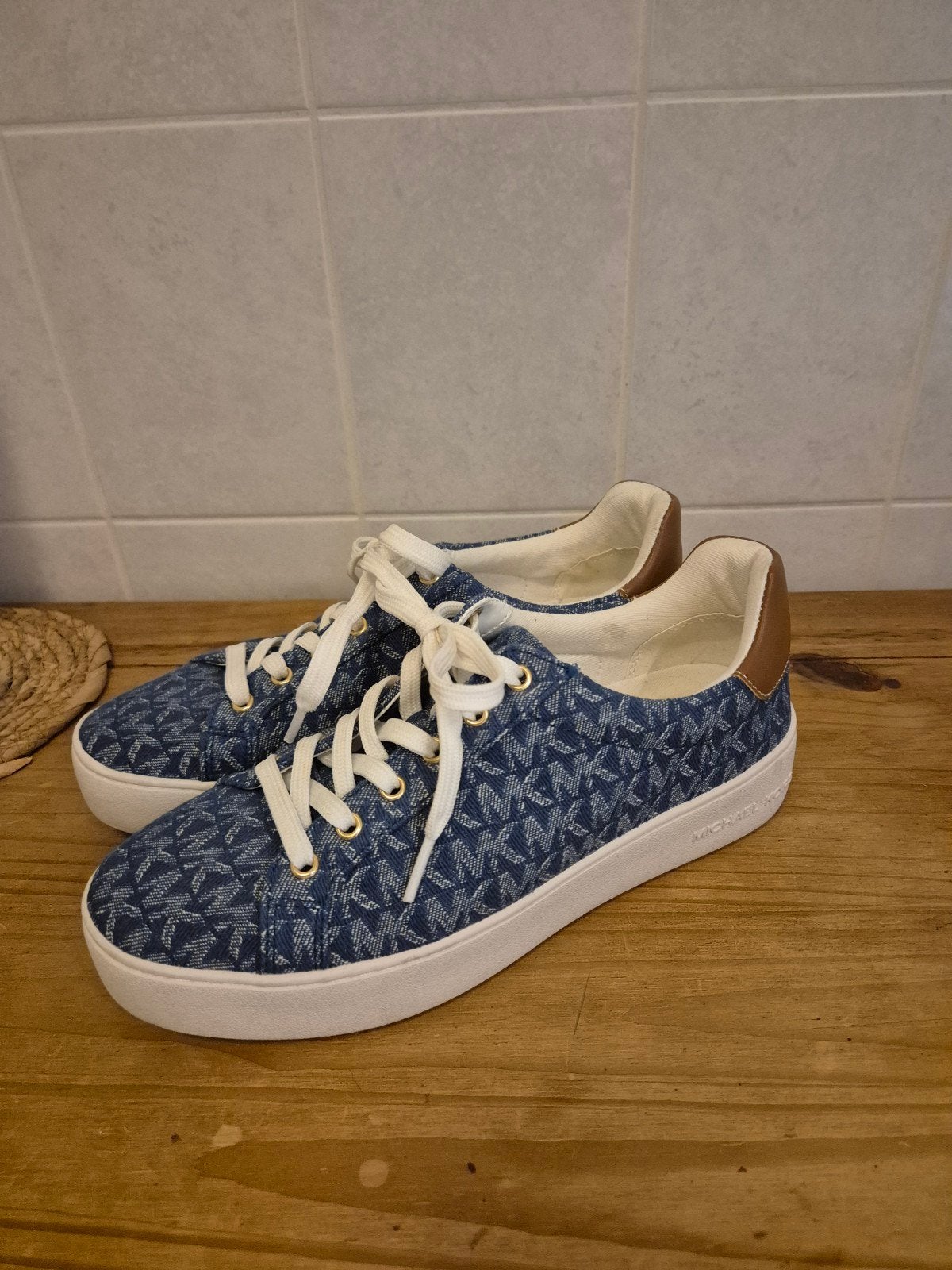 Michael Kors sneakers maat 40, Kleding | Dames, Schoenen, Ophalen of Verzenden, Blauw, Sneakers of Gympen