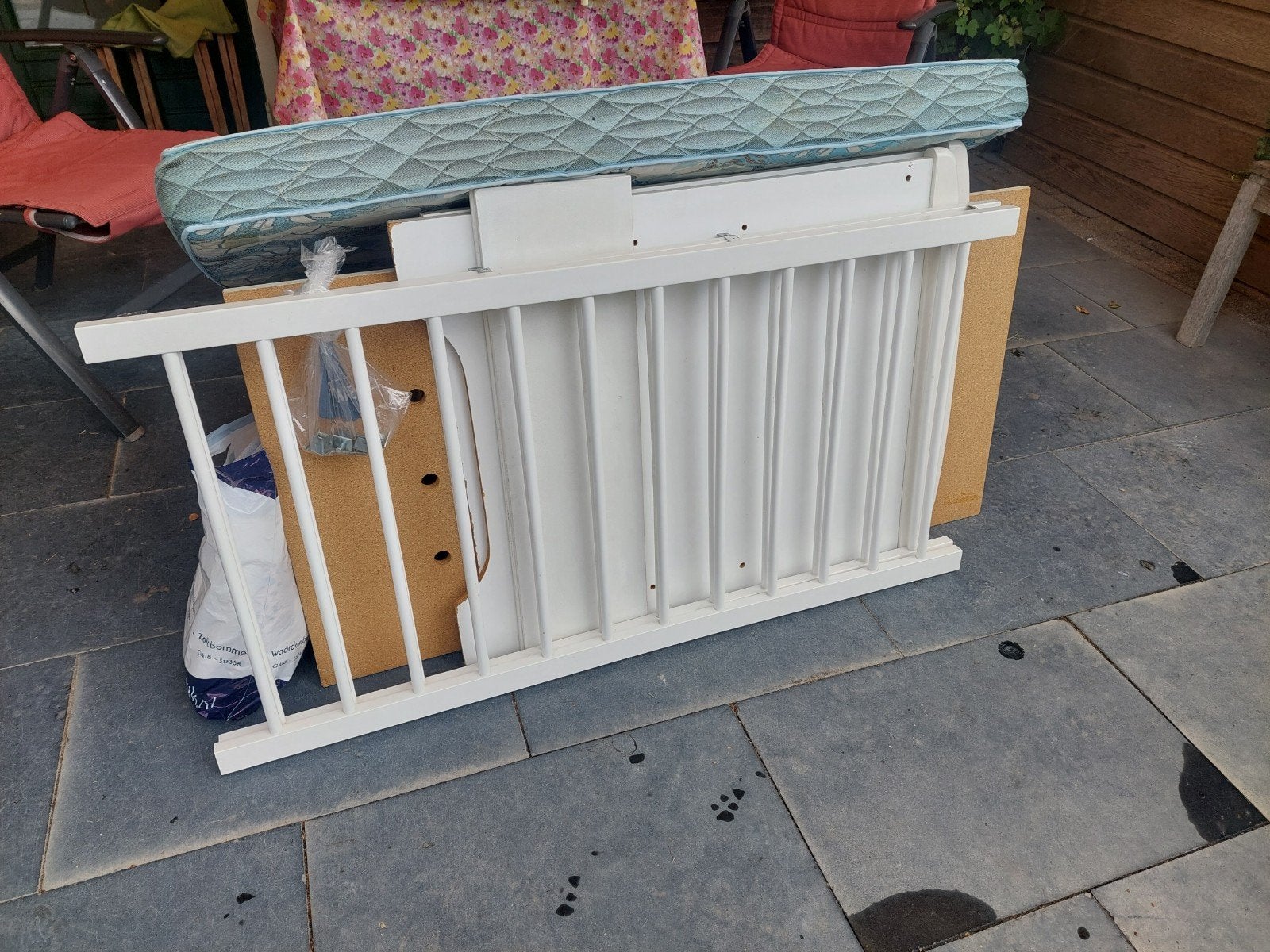 Kinderledikantje, verstelbaar,, Kinderen en Baby's, Kinderkamer | Bedden, Ophalen, Gebruikt, 70 tot 85 cm, Minder dan 140 cm