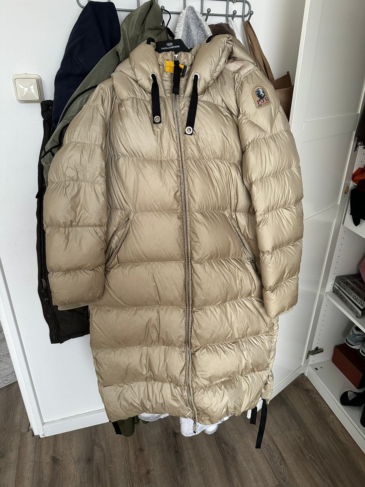 Parajumper panda beige XXL, Kleding | Dames, Jassen | Winter, Ophalen of Verzenden, Zo goed als nieuw, Maat 46/48 (XL) of groter