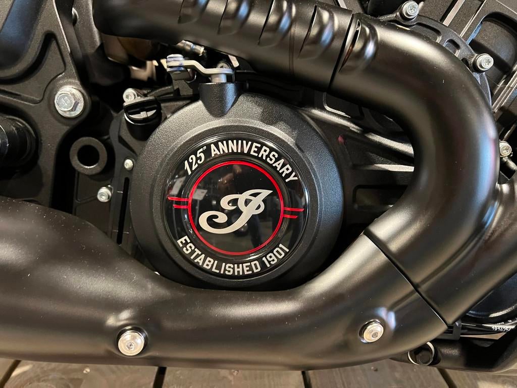 Indian Chopper Scout BOBBER 1250 LTD+TECH ANNIVERSARY nr/450, Traction Control, Curieweg 6a
2408 BZ  Alphen aan den Rijn, NL, Chopper