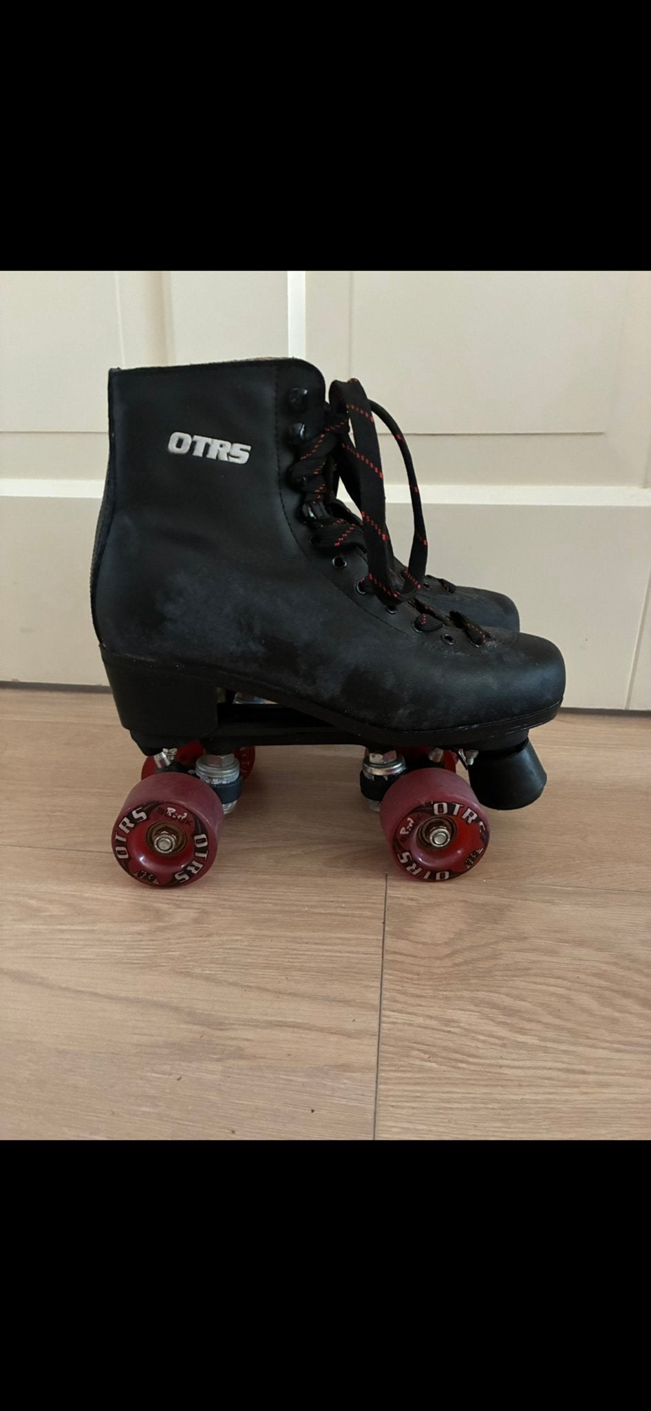 OTRS rolschaatsen, maat 40, zwart met rode wielen, Ophalen, Gebruikt, Dames
