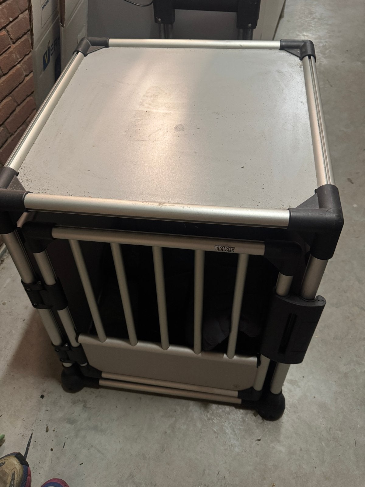 Trixie aluminiun honden bench maat M, Ophalen, Zo goed als nieuw