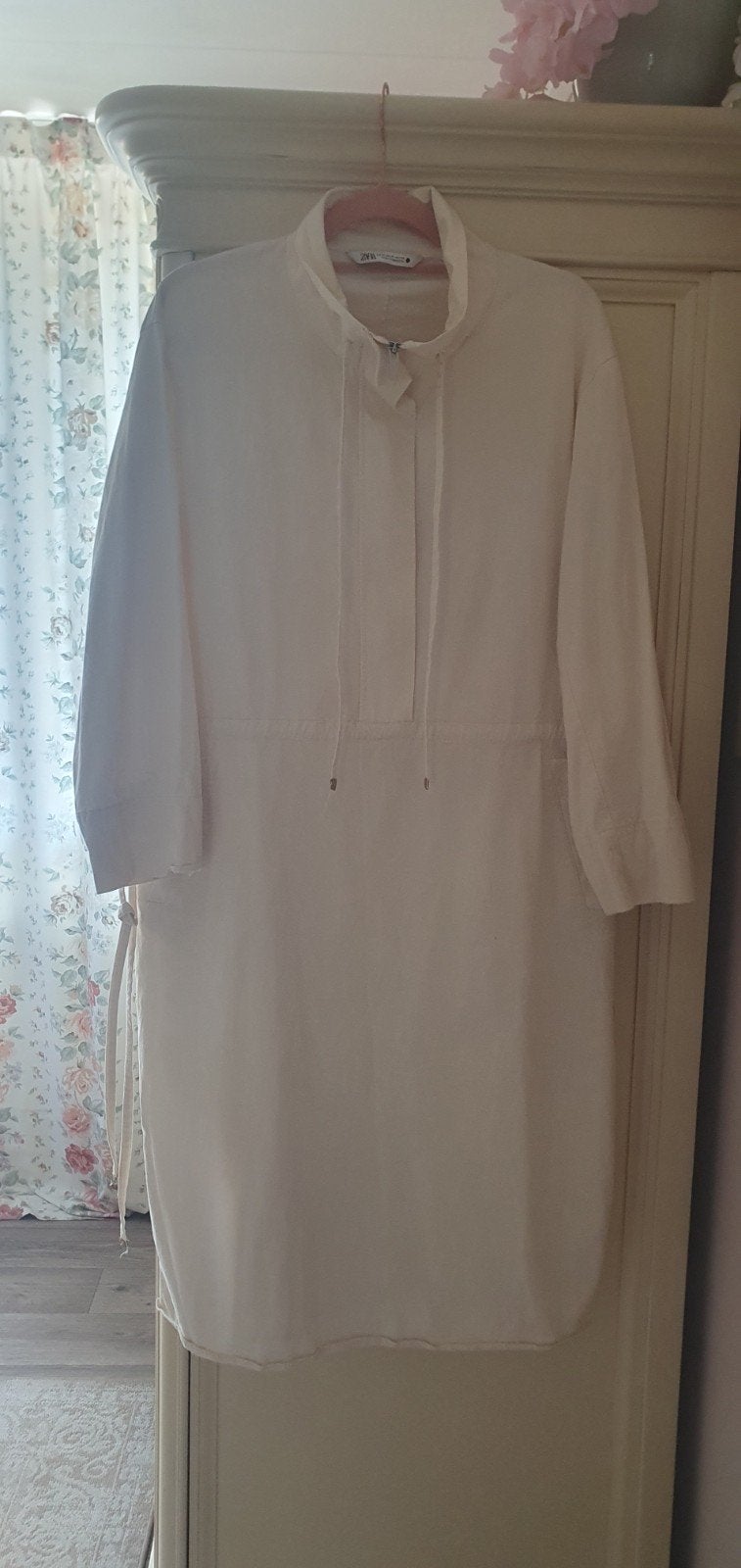 Zara sportieve jurk maat M crème met ritssluiting, Maat 38/40 (M), Ophalen of Verzenden, Zo goed als nieuw, Zara
