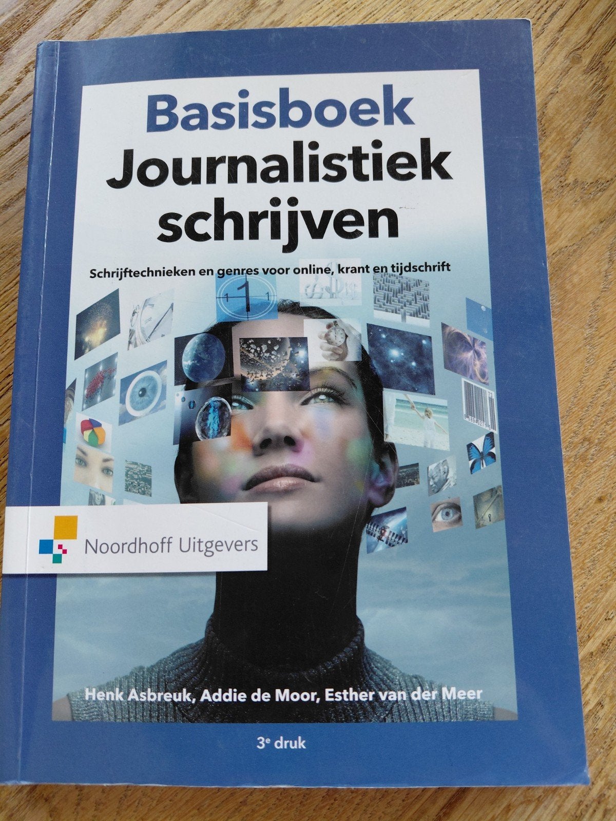 Basisboek journalistiek schrijven 3e Druk, Boeken, Zo goed als nieuw, Esther van der Meer; Henk Asbreuk; Addie de Moor, Alpha