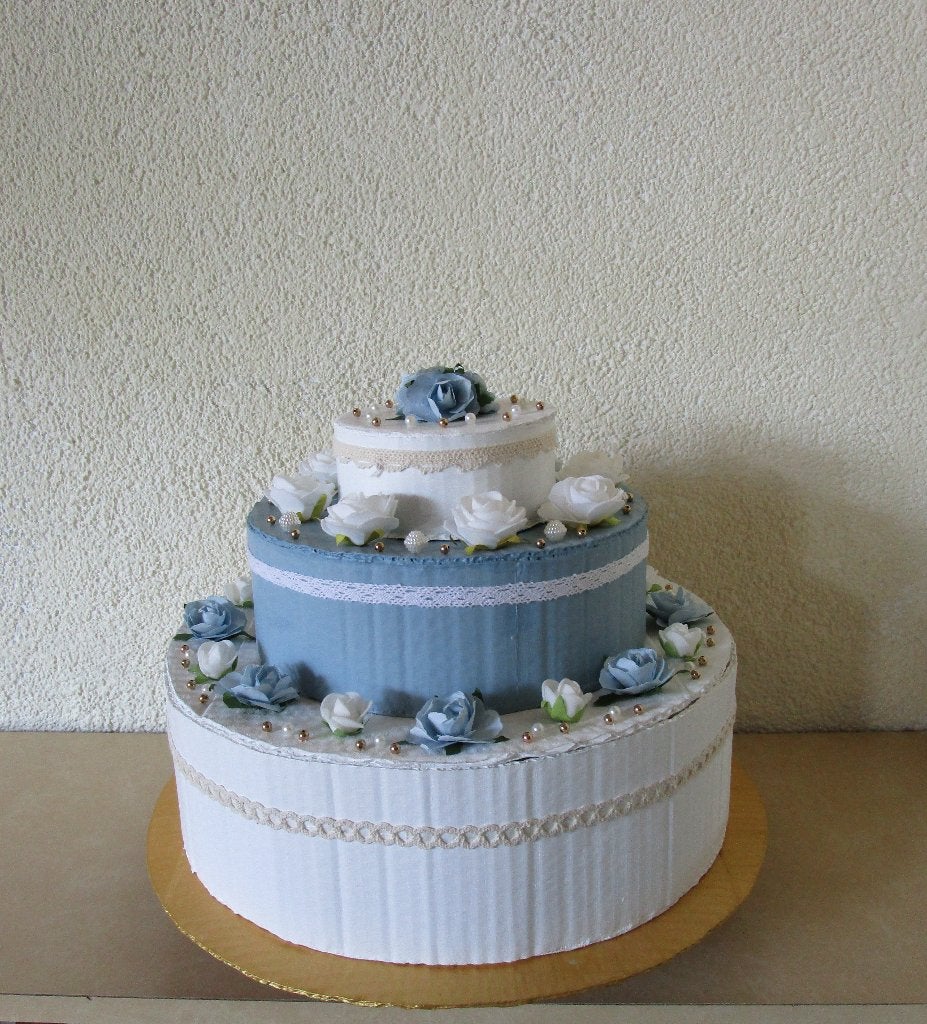 surprise / cadeauverpakking taart blauw voor bruiloft enz., Ophalen of Verzenden, Nieuw, Overige typen, Geboorte of Huwelijk