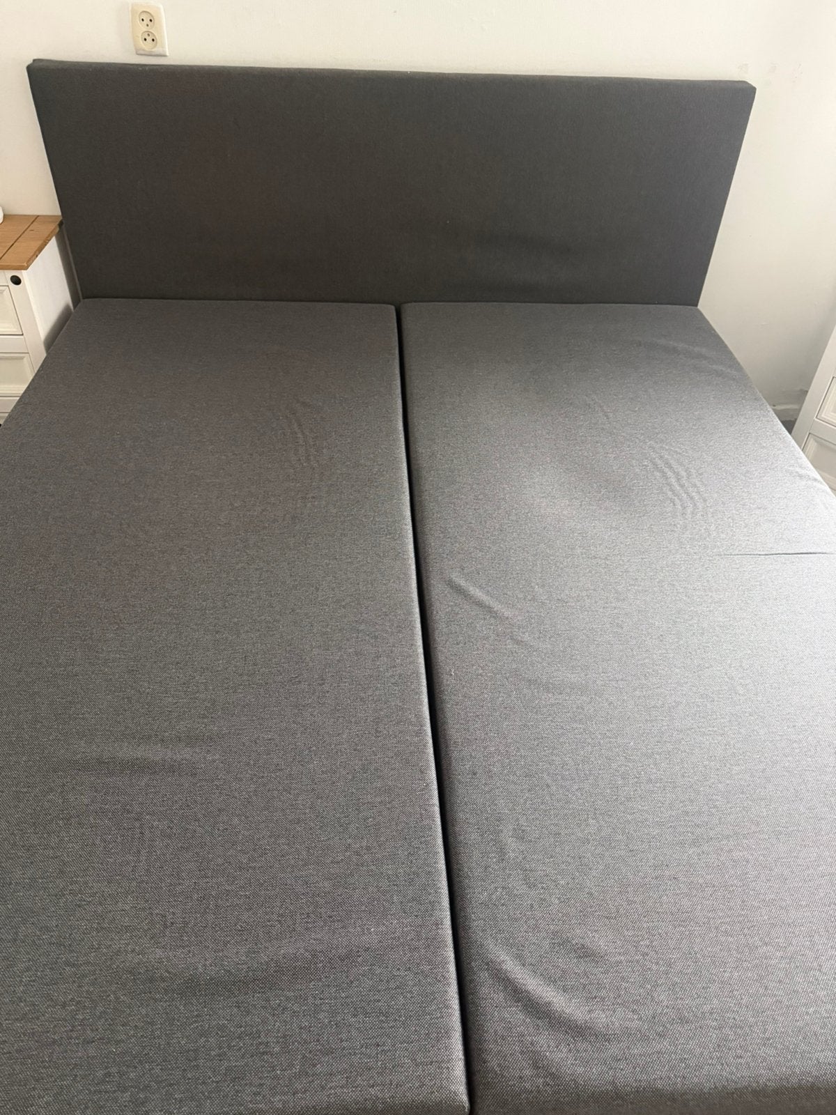 Luxe stoffen bed 180x200 met opbergruimte, Ophalen, Tweepersoons, Zo goed als nieuw, 180 cm