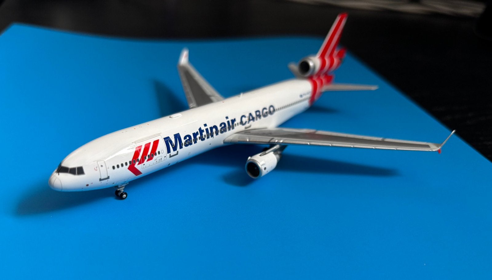 1:400 Martinair Cargo MD-11 YY Models, Verzenden, Zo goed als nieuw, Schaalmodel