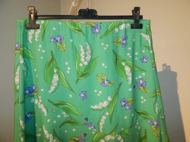 Marccain appeltjes groene rok print mooie kleuren N3, Kleding | Dames, Maat 38/40 (M), Verzenden, Zo goed als nieuw, Knielengte