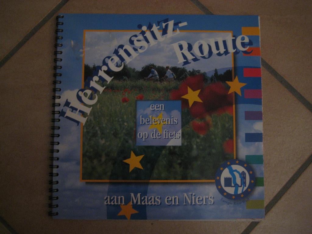 fietsrouteboek grensregio Maas-Niers, Boeken, Reisgidsen, Europa, Gelezen, Overige merken, Fiets- of Wandelgids