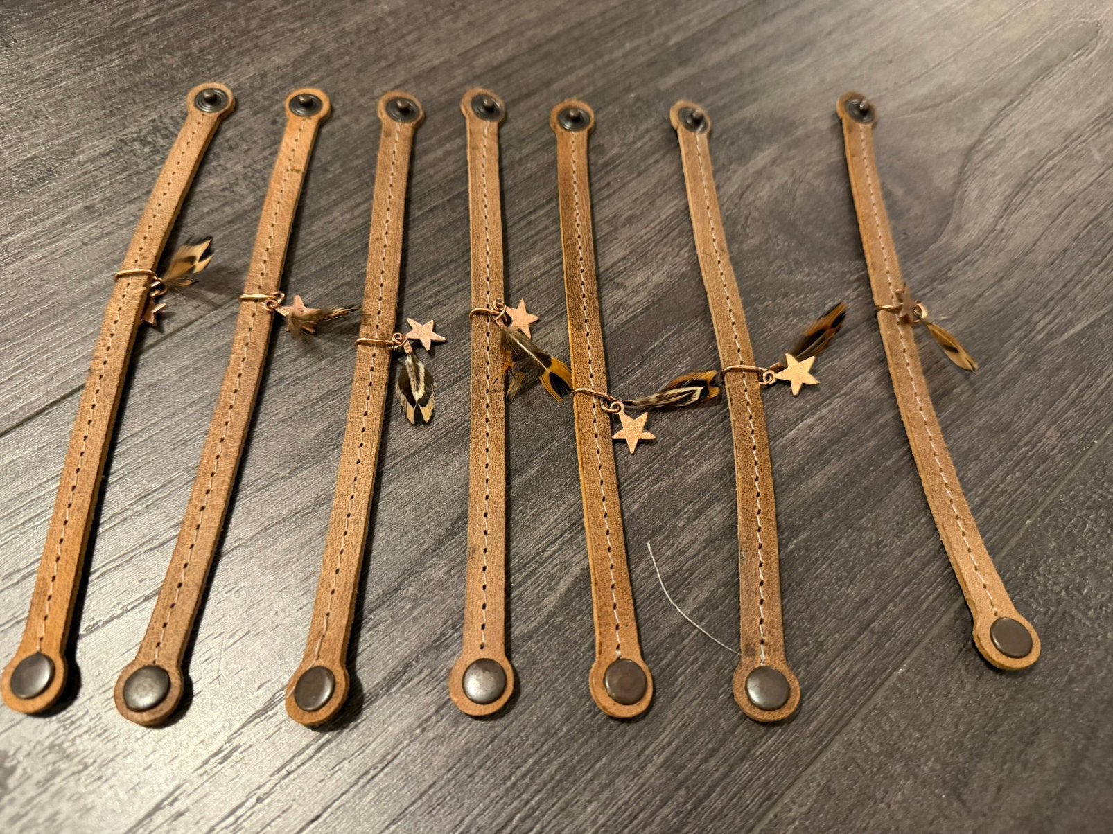 Partij 7 stuks echt leren armbanden A23/4, Ophalen of Verzenden, Nieuw, Overige kleuren, Leer