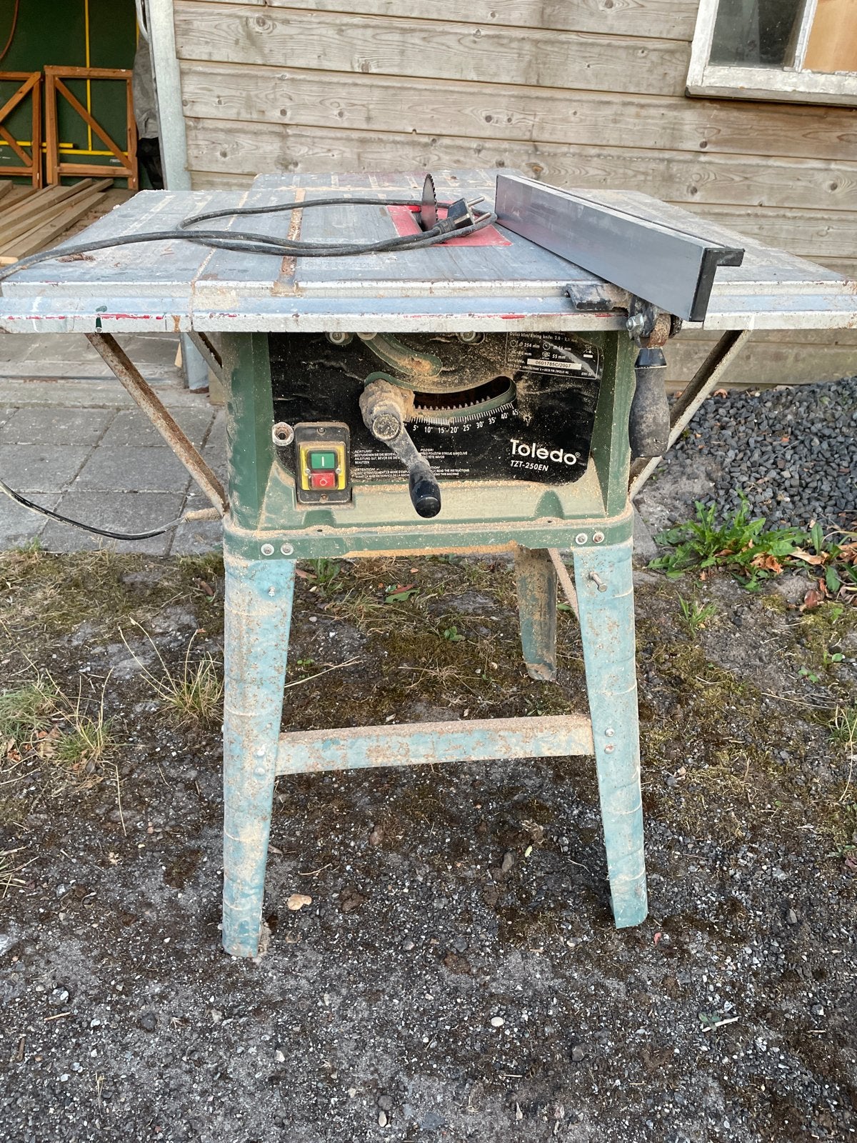 Toledo TZT-250EN Tafelzaag - Gebruikt, Doe-het-zelf en Verbouw, Gereedschap | Zaagmachines, Ophalen, Gebruikt, Cirkelzaag, 600 tot 1200 watt