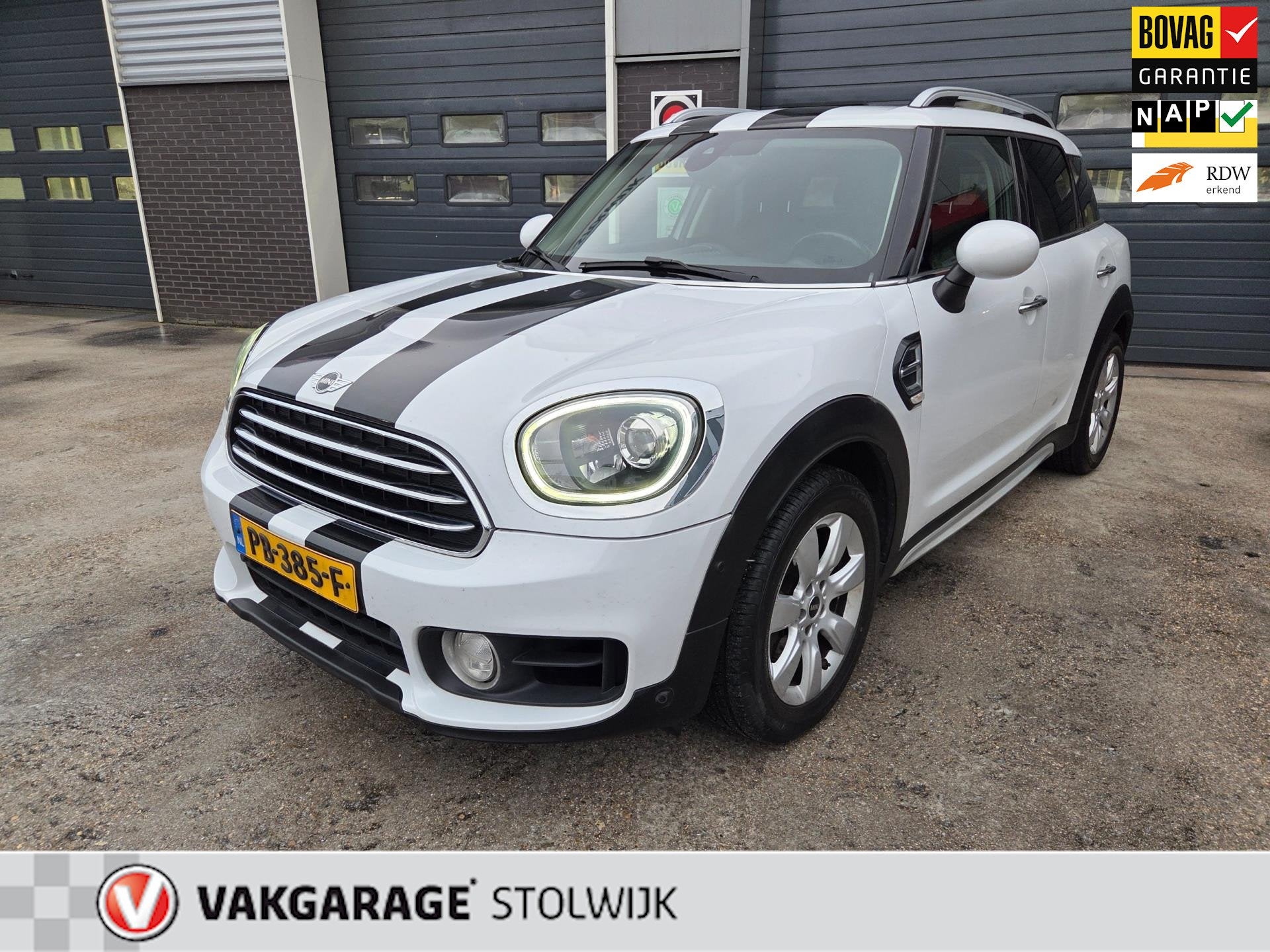 Mini Mini Countryman 1.5 Cooper Automaat, Trekhaak, Navigati, Gebruikt, Countryman, 715 kg, Wit