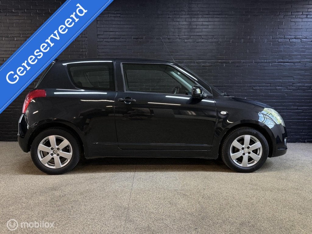 Suzuki Swift 1.3 Comfort KEYLESS AIRCO LM VELGEN NP, Gebruikt, 31 €/maand, 400 kg, Origineel Nederlands
