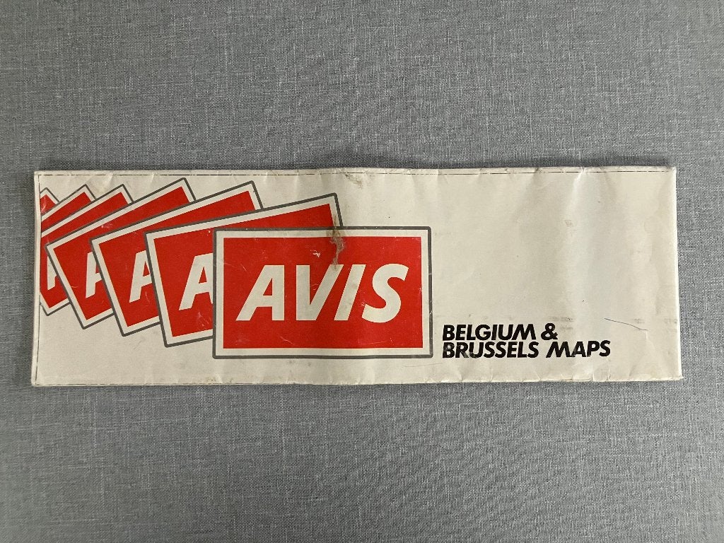 Avis Belgium & Brussels Maps, Boeken, Gelezen, Overige typen, Ophalen of Verzenden, België of Luxemburg