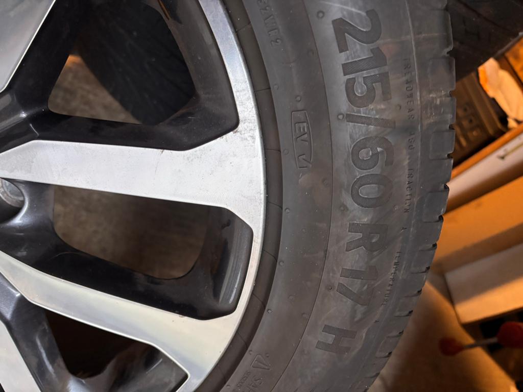 Continental zomerbanden met velgen 215/60 R17, Ophalen, Banden en Velgen, 17 inch, Personenwagen