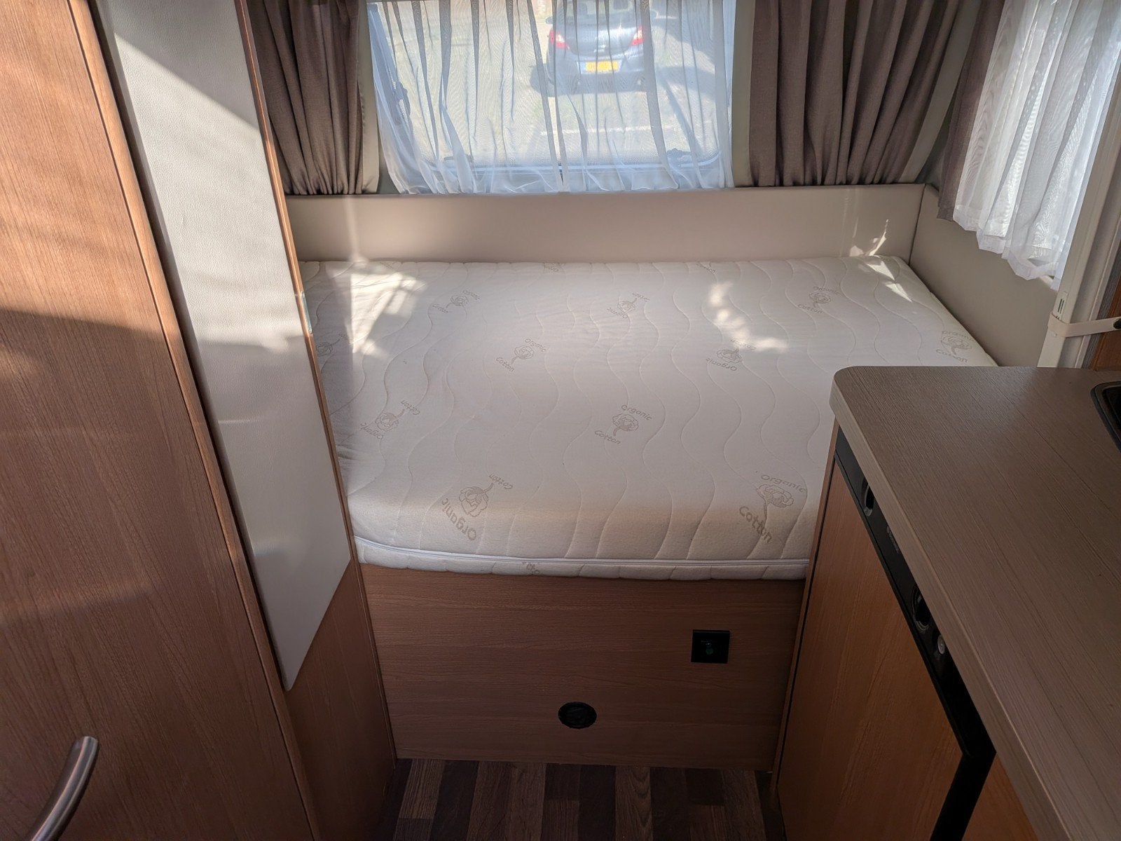 HR55 matras caravan of camper, Ophalen, Zo goed als nieuw