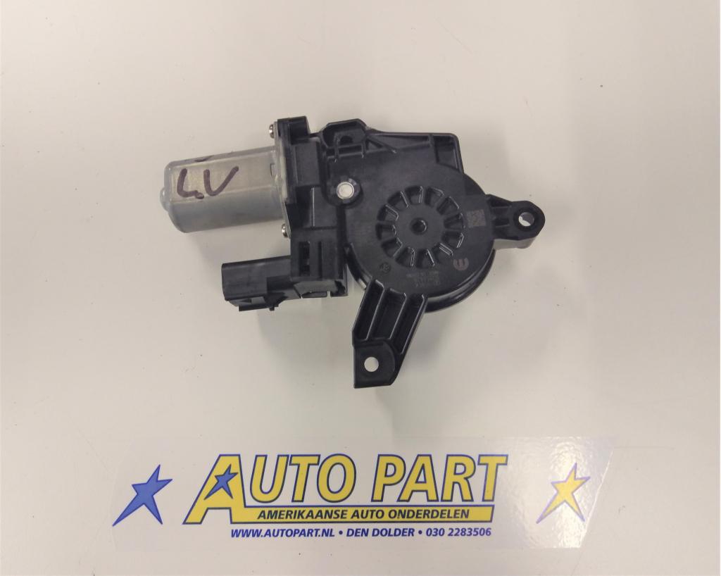 Dodge Ram pickup raammotor 2019-2022, Auto-onderdelen, Ruiten en Toebehoren, Gebruikt, PO Box 21-8004 | Auburn Hills, MI 48321-8004
