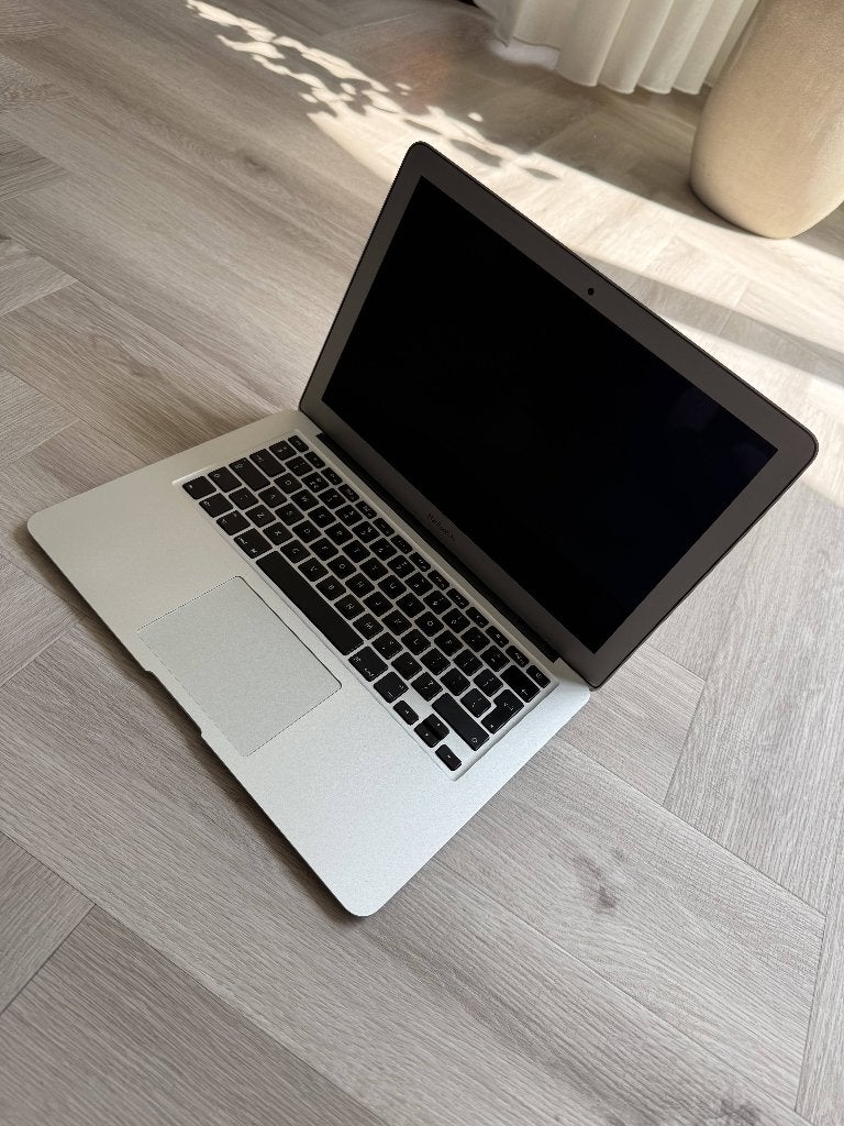 Apple MacBook Air 13-inch (Early 2015) – 8 GB RAM, Ophalen, Gebruikt, Qwerty, 8 GB