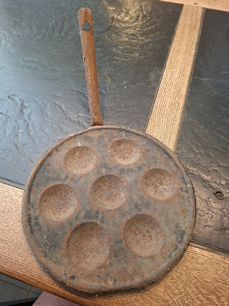 Brocante poffertjespan, Ophalen of Verzenden