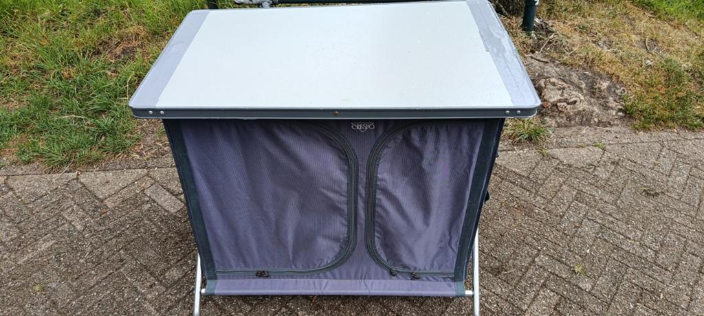 Crespo campingkast met verstevigd blad, Ophalen of Verzenden, Gebruikt, Campingkast