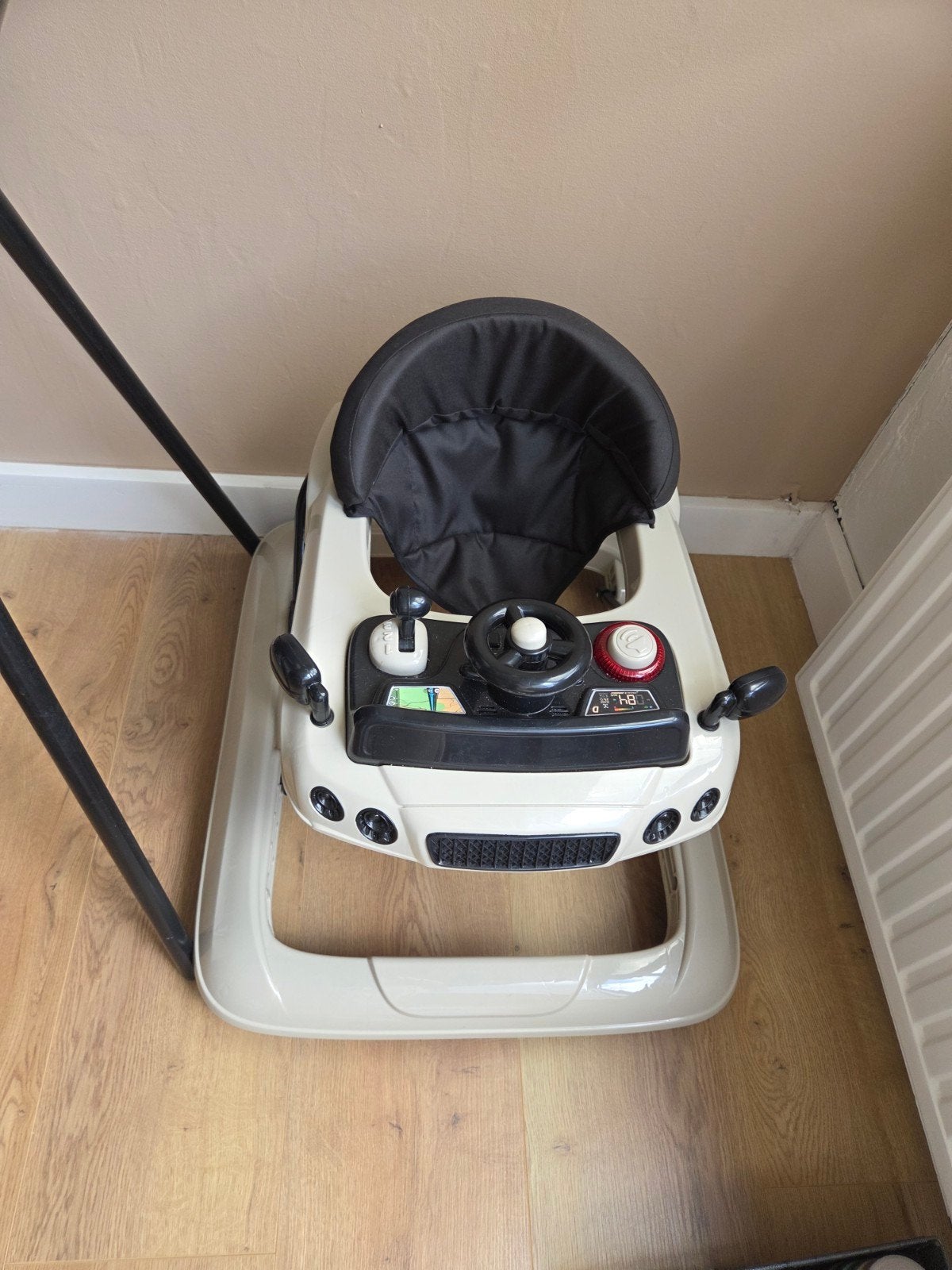 Babywalker in auto-design, Ophalen, Zo goed als nieuw